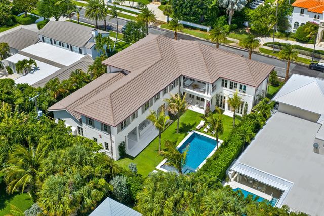 122 Bloomfield Drive, West Palm Beach, FL 33405