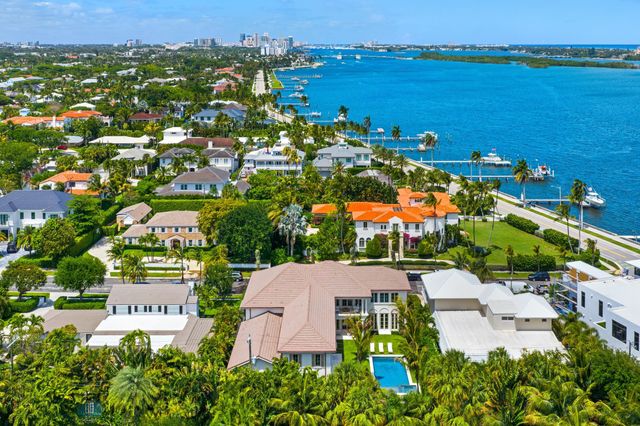 122 Bloomfield Drive, West Palm Beach, FL 33405