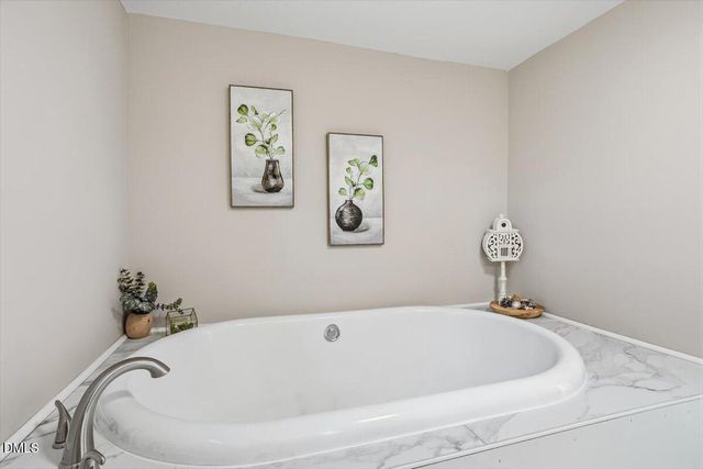 106 Par Circle, Garner, NC 27529