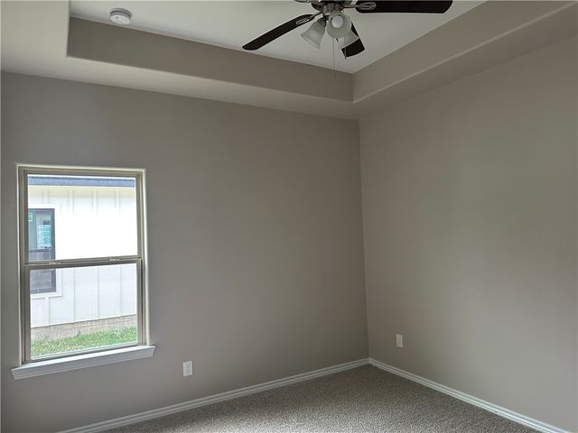 2581 Dove Crossing Lane, Navasota, TX 77868