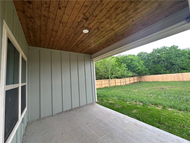 2581 Dove Crossing Lane, Navasota, TX 77868