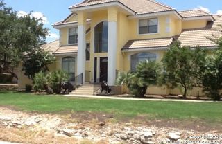21106 Harvest Hiils, San Antonio, TX 78258