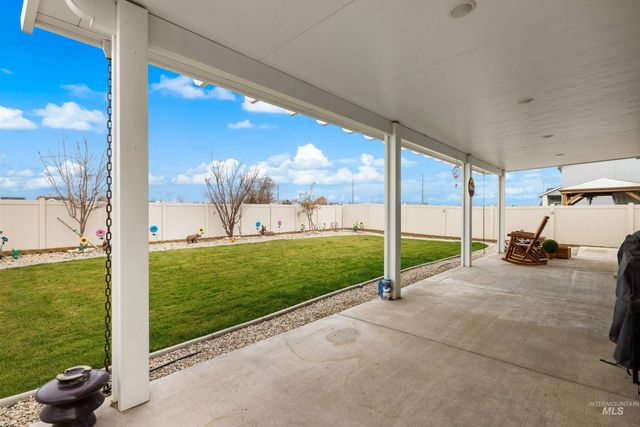 3308 W Zarea Dr, Meridian, ID 83642