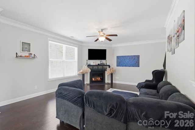 3830 Lake Breeze Drive, Sherrills Ford, NC 28673