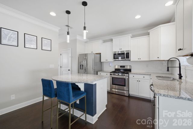 3830 Lake Breeze Drive, Sherrills Ford, NC 28673