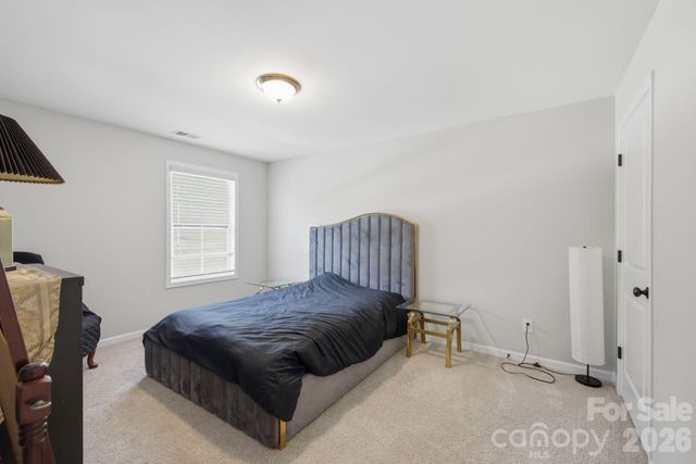 3830 Lake Breeze Drive, Sherrills Ford, NC 28673