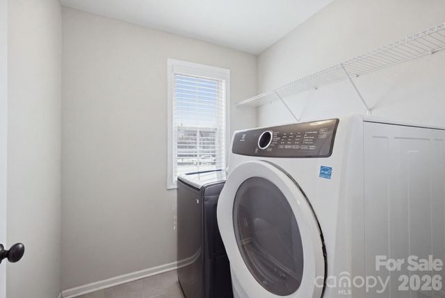 3830 Lake Breeze Drive, Sherrills Ford, NC 28673