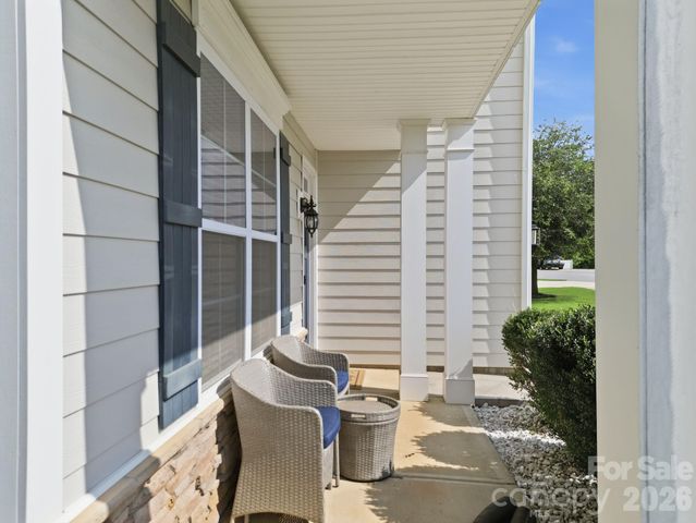 3830 Lake Breeze Drive, Sherrills Ford, NC 28673