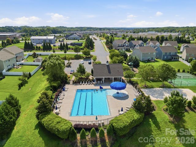3830 Lake Breeze Drive, Sherrills Ford, NC 28673