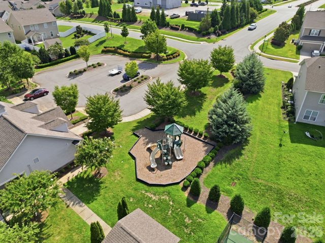3830 Lake Breeze Drive, Sherrills Ford, NC 28673