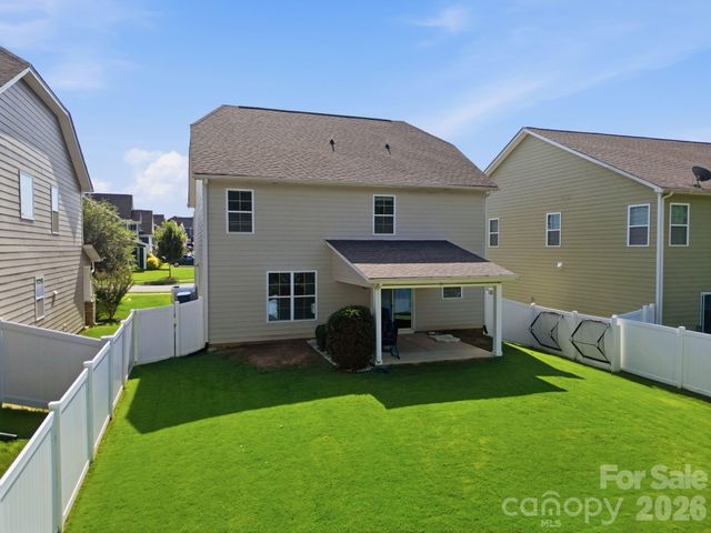 3830 Lake Breeze Drive, Sherrills Ford, NC 28673