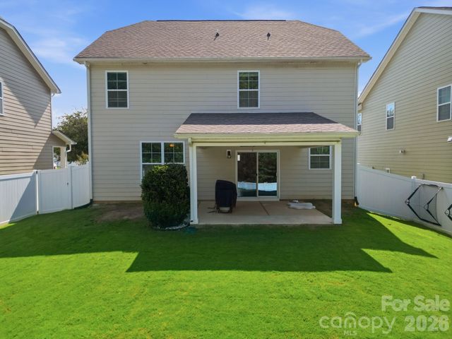 3830 Lake Breeze Drive, Sherrills Ford, NC 28673