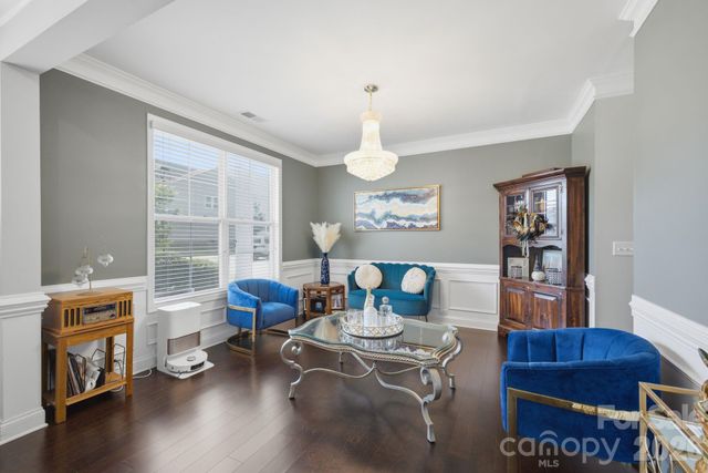 3830 Lake Breeze Drive, Sherrills Ford, NC 28673