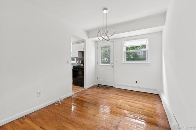 111 Miller Road, Southampton, NY 11968