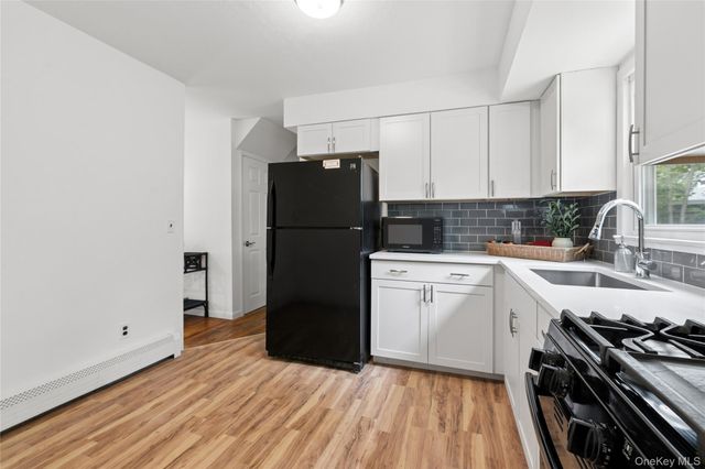 111 Miller Road, Southampton, NY 11968