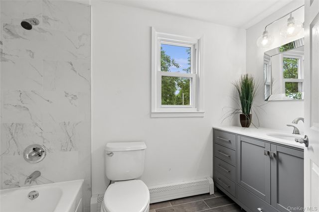 111 Miller Road, Southampton, NY 11968