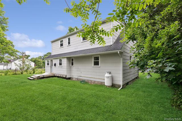 111 Miller Road, Southampton, NY 11968