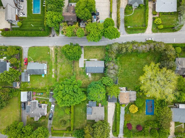 111 Miller Road, Southampton, NY 11968