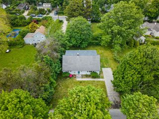 111 Miller Road, Southampton, NY 11968