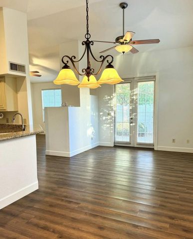 313 W Monte Cristo Avenue, Phoenix, AZ 85023