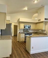313 W Monte Cristo Avenue, Phoenix, AZ 85023