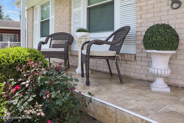 7108 Dittmar Dr, Louisville, KY 40219