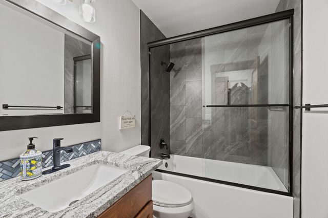 5409 N Malvern Rd, Otis Orchards, WA 99027