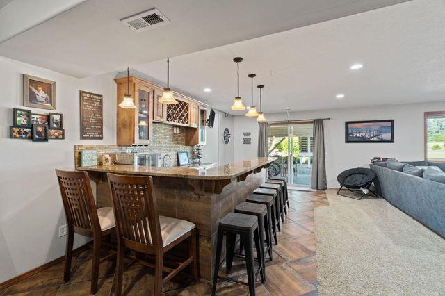 5409 N Malvern Rd, Otis Orchards, WA 99027