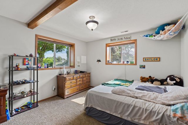 5409 N Malvern Rd, Otis Orchards, WA 99027