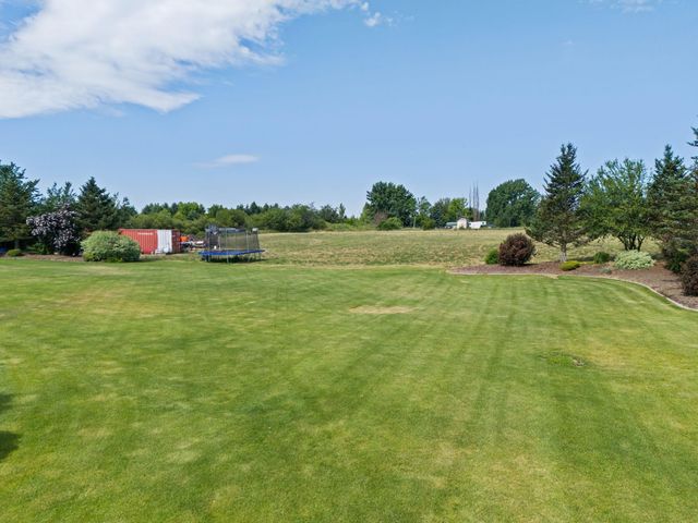 5409 N Malvern Rd, Otis Orchards, WA 99027