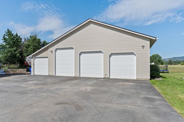 5409 N Malvern Rd, Otis Orchards, WA 99027