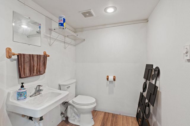 5409 N Malvern Rd, Otis Orchards, WA 99027