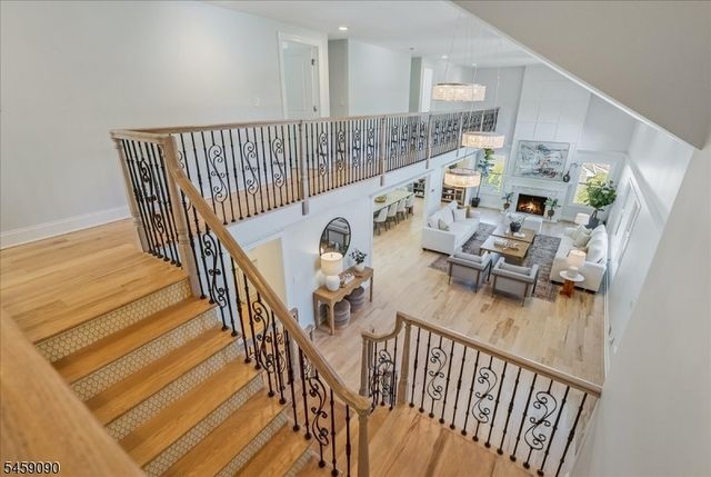 75 Evergreen Dr, North Caldwell Boro, NJ 07006