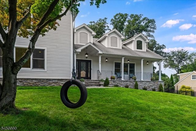 75 Evergreen Dr, North Caldwell Boro, NJ 07006