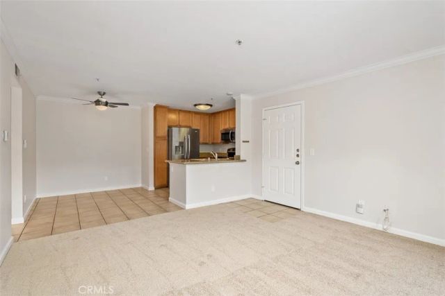 1965 Las Colinas Circle 205, Corona, CA 92879