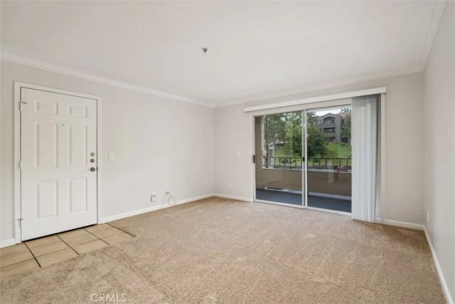 1965 Las Colinas Circle 205, Corona, CA 92879