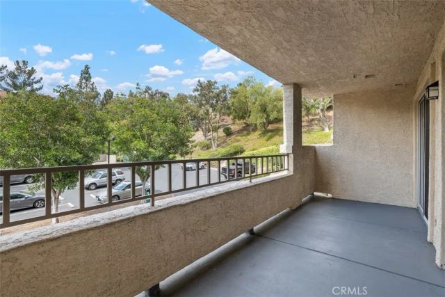 1965 Las Colinas Circle 205, Corona, CA 92879