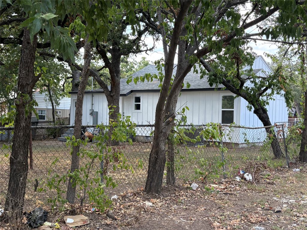 5536 Greenlee Street, Fort Worth, TX 76112 — photo 5