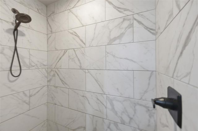 8708 Snow Court, Edmond, OK 73007