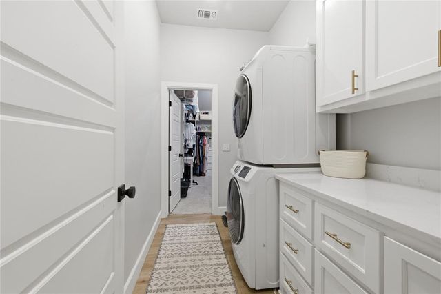 8708 Snow Court, Edmond, OK 73007