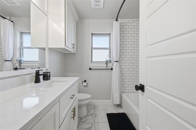 8708 Snow Court, Edmond, OK 73007