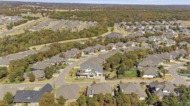 8708 Snow Court, Edmond, OK 73007