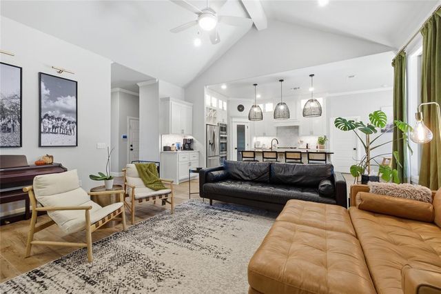 8708 Snow Court, Edmond, OK 73007