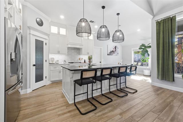 8708 Snow Court, Edmond, OK 73007