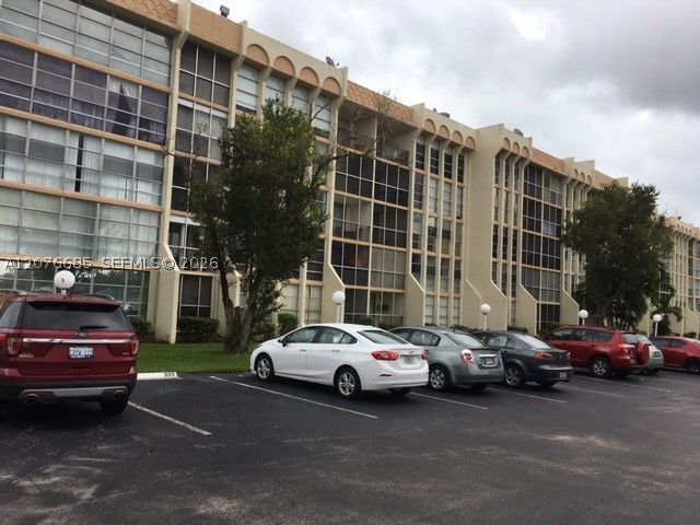 501 Three Islands Blvd 209, Hallandale Beach, FL 33009