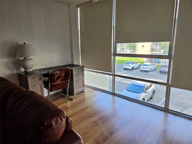 501 Three Islands Blvd 209, Hallandale Beach, FL 33009
