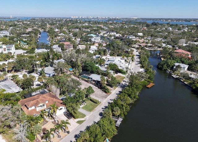 671 AVENIDA DEL NORTE, Sarasota, FL 34242