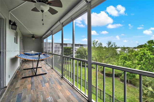 950 Hillcrest Dr 414, Hollywood, FL 33021