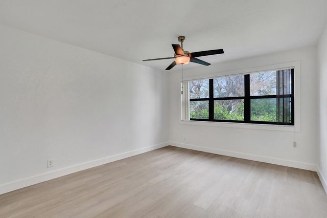 1040 Homewood Boulevard L202, Delray Beach, FL 33445