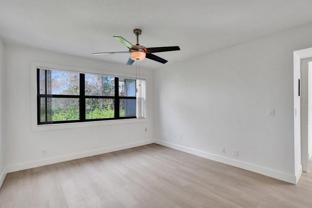 1040 Homewood Boulevard L202, Delray Beach, FL 33445